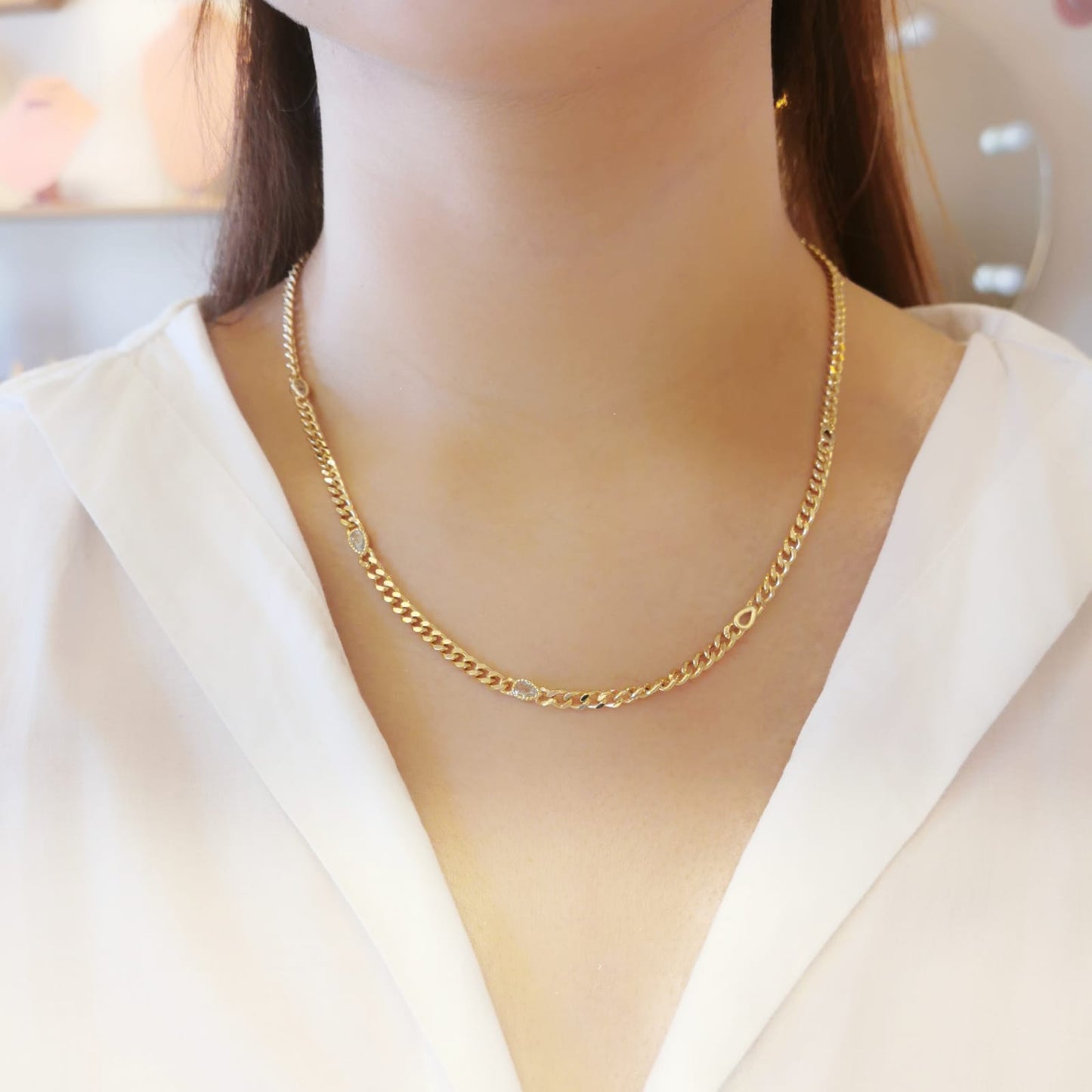 CADENA CON DIJES ZIRCONIA ROSAS