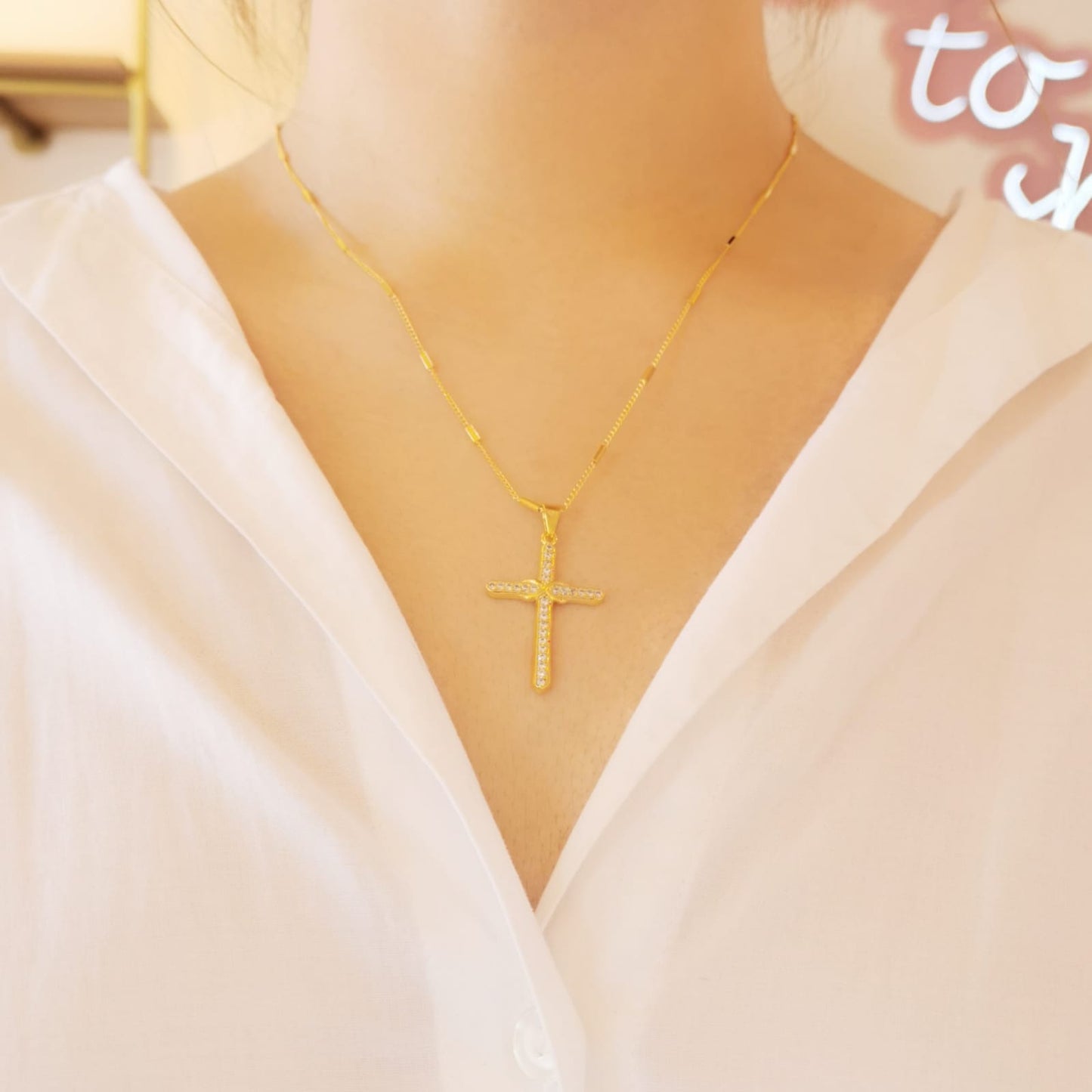COLLAR CRUZ ZIRCONIAS