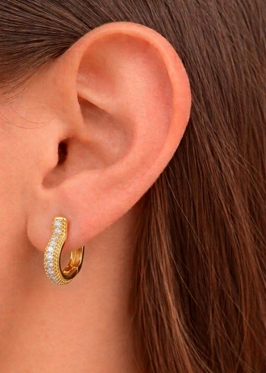 HOOPS SILUETA CORAZON Y ZIRCONIAS
