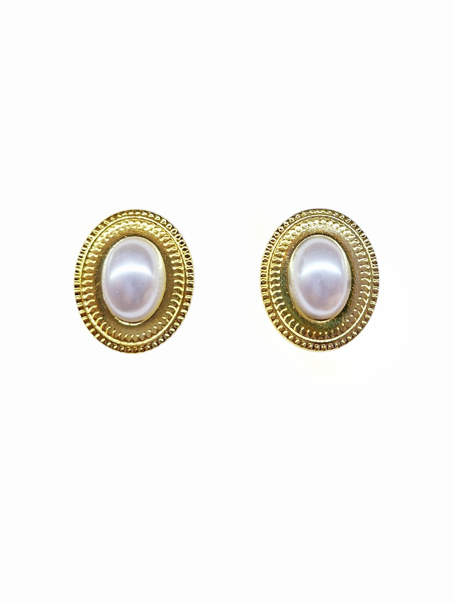ARETES PERLA OVALO