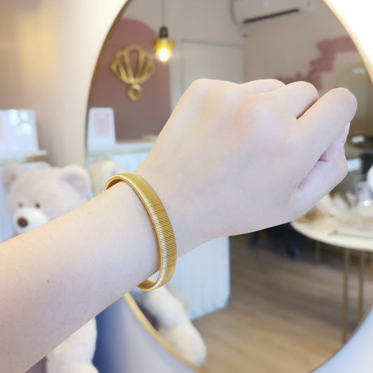 BRAZALETE DORADO RIGIDO