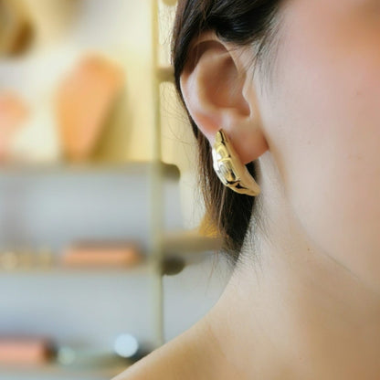 PAR ARRACADAS CROISSANT